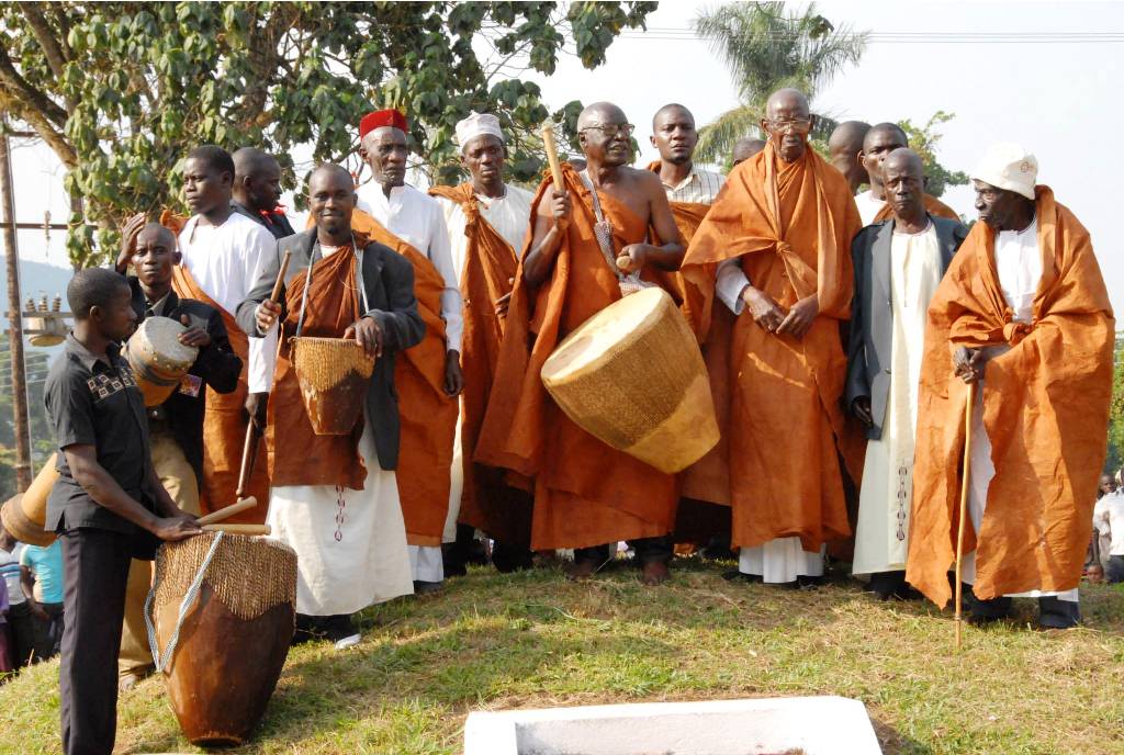 Batwa pygmies - Uganda Cultural tours
