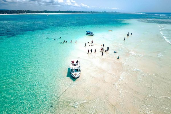 Kenya Safari And Mombasa Beach